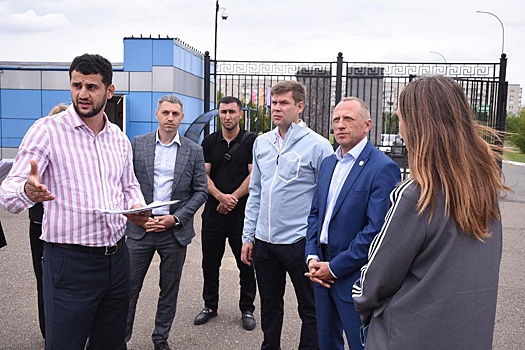 Альберт Юмадилов проверил ход работ на стадионе "Оренбург"