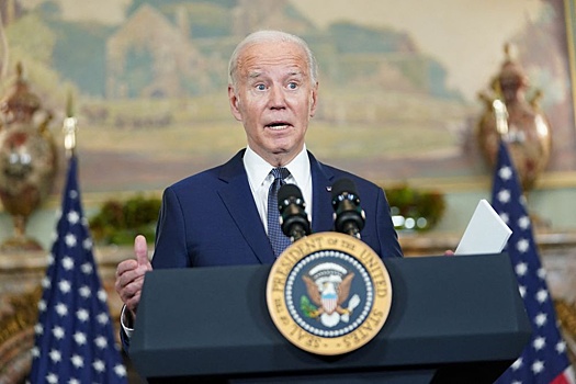 Байден рассказал, почему продолжает считать Си Цзиньпина диктатором