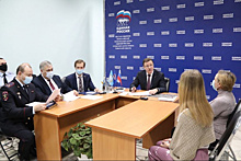 Губернатор Дмитрий Азаров провел личный прием граждан в Кинеле