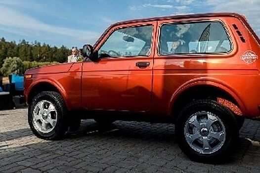 Стала известна цена на новые спецверсии LADA 4x4