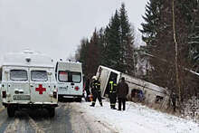 В Ивановской области автобус опрокинулся в кювет, пострадали шесть человек