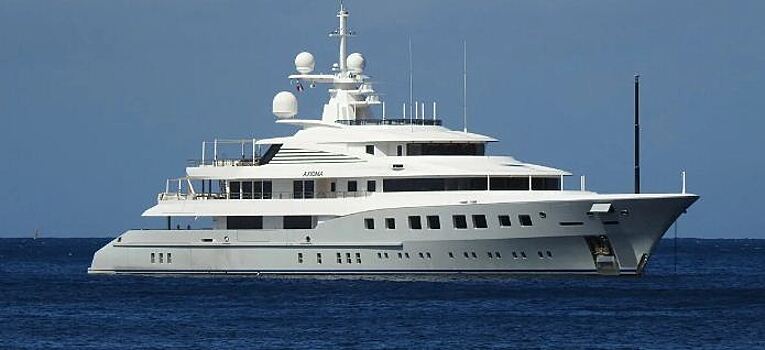 Предполагаемая яхта российского миллиардера Пумпянского будет продана на аукционе