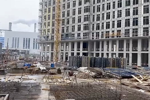 В Москве погиб строитель, упав с высоты шестого этажа во время работы