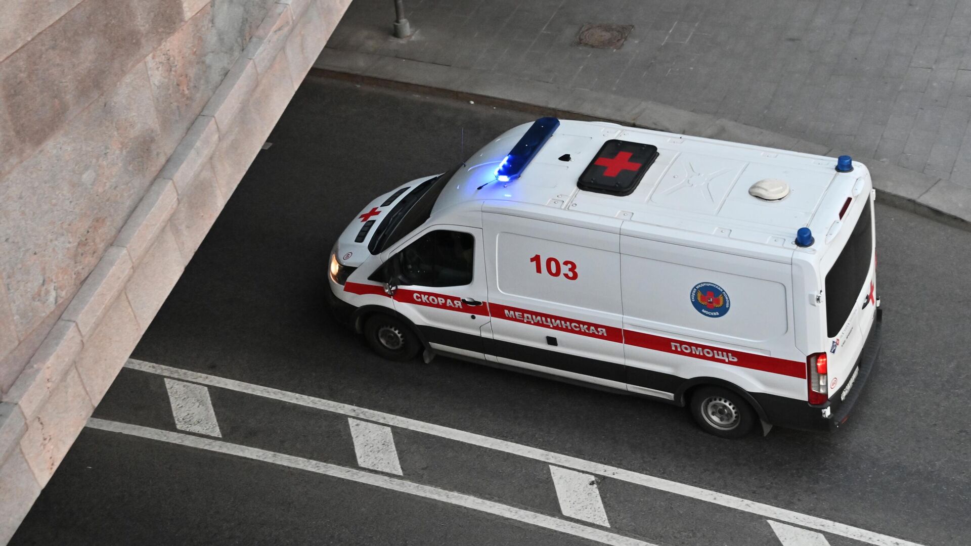 Женщина умерла в карете скорой помощи после столкновения поездов под Мурманском