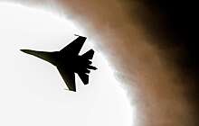 Появилось видео перехвата Су-27 американским самолетом