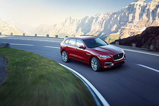 Jaguar F-Pace признали внедорожником года
