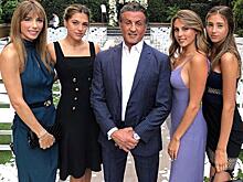 Сильвестр Сталлоне гульнул на свадьбе с женой и дочерьми