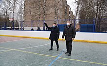 Глава Одинцовского округа осмотрел новую спортплощадку в микрорайоне Звенигорода