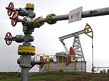 Белоруссия заключила контракт на поставку нефти из Азербайджана