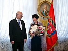 Юрий Берг вручил оренбуржцам государственные награды