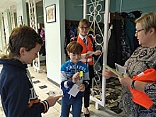 Зеленоградские инспекторы ГИБДД провели профилактическую акцию «Засветись на дороге»