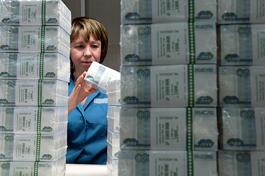 Банки сэкономят на привлечении вкладов 75 млрд рублей