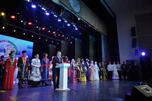 В Адыгее стартовал юбилейный фестиваль мастеров искусств «Мир Кавказу»