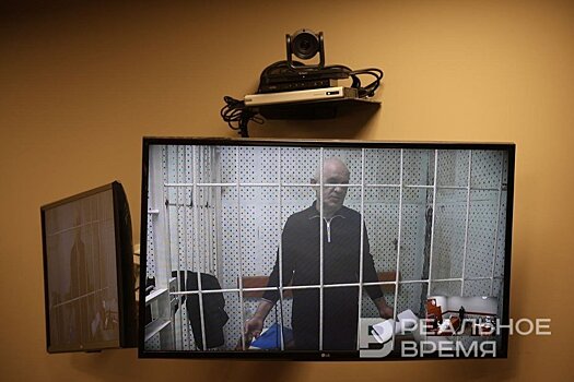 "Кроме родины — ничего не имею": Энгель Фаттахов заявил суду Казани, что готов отдать активы "Чишмы" людям