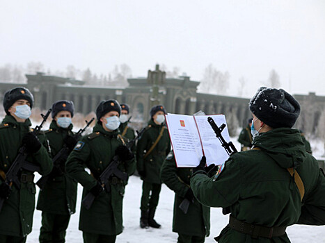Большинство россиян оценили положительные изменения в армии