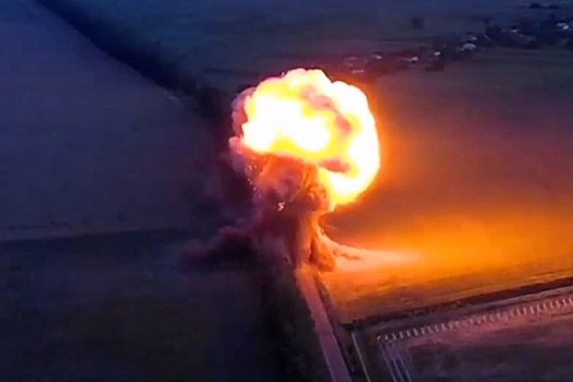 «Взорвать всё!»: Киев готовит ВСУ к уничтожению западной техники в Покровске