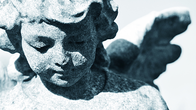 Как понять, что ангел-хранитель готов вам помочь