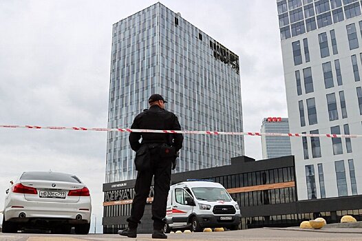 Собянин: повреждения от крушений беспилотников столичные коммунальщики устранят оперативно