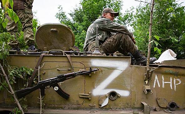 Битва за Лисичанск: Новая русская тактика намного быстрее уничтожает нациков на “передке”