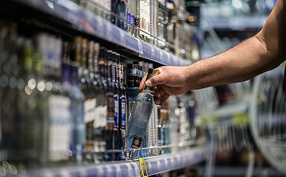 В России предложили запретить продавать алкоголь до 21 года