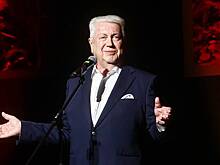 Помощница Винокура ответила на слухи о завершении его карьеры