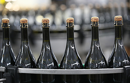 Комитет вин Шампани с 15 сентября может возобновить поставки шампанского в Россию
