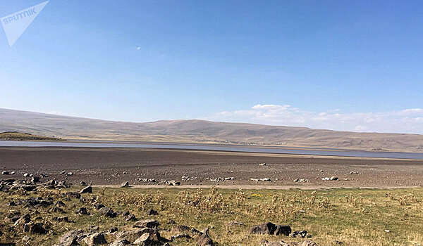 Минприроды Армении запретило рыбалку в озере Арпи