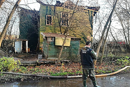 Российские подростки заживо сожгли трех человек в старом доме