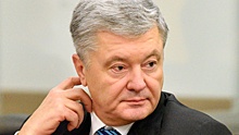 Порошенко заметили вместе с семьей на отдыхе в Великобритании