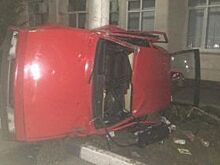 В Армавире пьяный 22-летний водитель врезался в опору ЛЭП