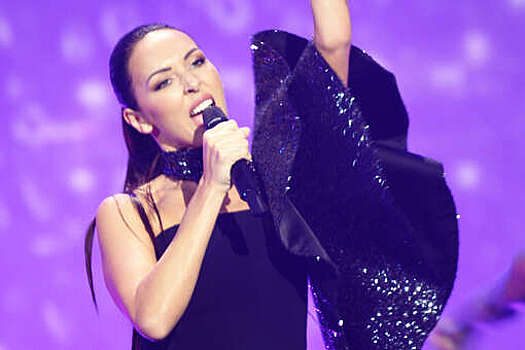 Певица Алсу призналась, что зря терпела обиды в браке с бизнесменом Абрамовым