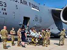 Беженка из Афганистана родила в самолете ВВС США