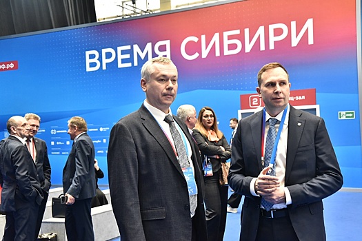 Губернатор Новосибирской области на КЭФ-2023 рассказал о планах по развитию межрегиональных и местных авиалиний