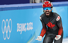 Канадские шорт-трекисты выиграли золото Олимпийских игр в эстафете
