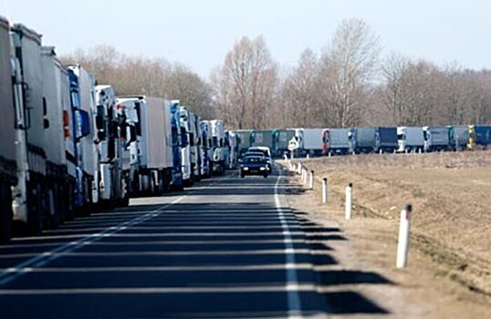 Российские пищевики: в случае запрета на въезд грузовиков из ЕС отрасль останется без импортных ингредиентов