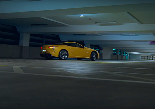 Видео: дрифт Lexus LC 500 и звук атмосферной «восьмерки»