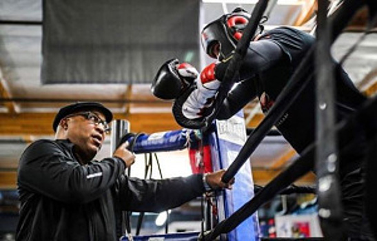 Соцсети: Ковалёв — о работе с Макгиртом, Альварес путешествует по Европе