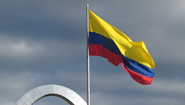 Президент Колумбии возложил ответственность за взрывы на повстанцев