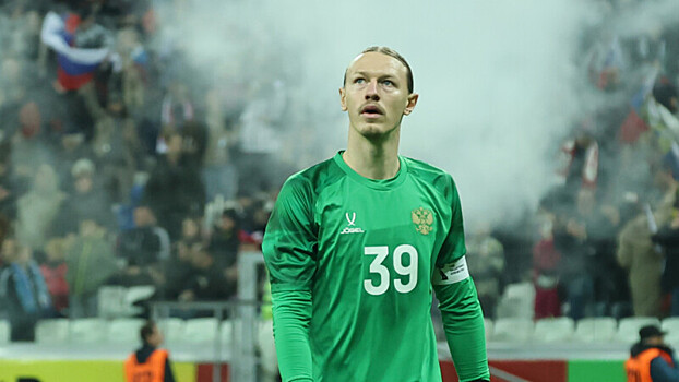 Футболисты сборной России Сафонов и Бакаев пропустят матч с командой Боливии