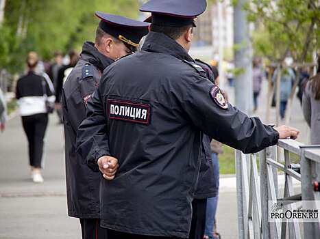 Полицейские в Оренбургской области помогли женщине и её 7-летнему внуку экстренно добраться до больницы