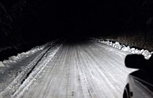 Югорские автоинспекторы спасли екатеринбуржца от обморожения