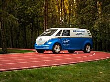 Volkswagen ID. Buzz Cargo получает свою первую работу по доставке обуви Nike