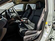 Toyota отзывает автомобили RAV4 в России