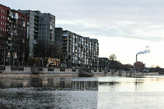 «Нужно разделять дома и демонтировать 70-й»: проект сноса падающей высотки на Моспроспекте будет готов в июле