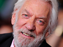 Дональд Сазерленд умер в возрасте 88 лет