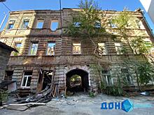 В центре Ростова-на-Дону обрушилась внутренняя стена нежилого здания