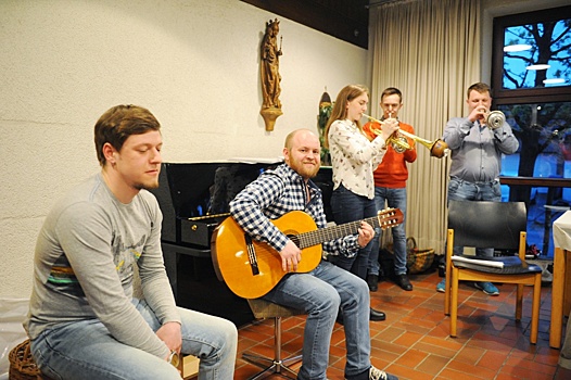 Клуб авторской песни организует концерт в библиотеке имени Юргенсона