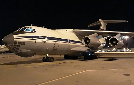 Ил-76 прибыл в Афины для тушения пожаров