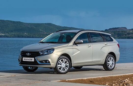 «Она мне Mercedes напоминает»: Автолюбитель рассказал, почему купил LADA Vesta SW вместо иномарки
