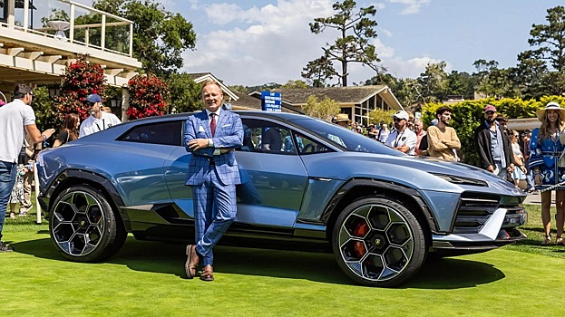 Полностью электрический Lamborghini Lanzador позирует на газонах Монтерея